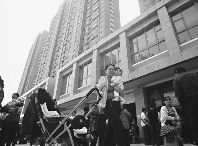 ����ϲ�w�¾���ӛ�������z